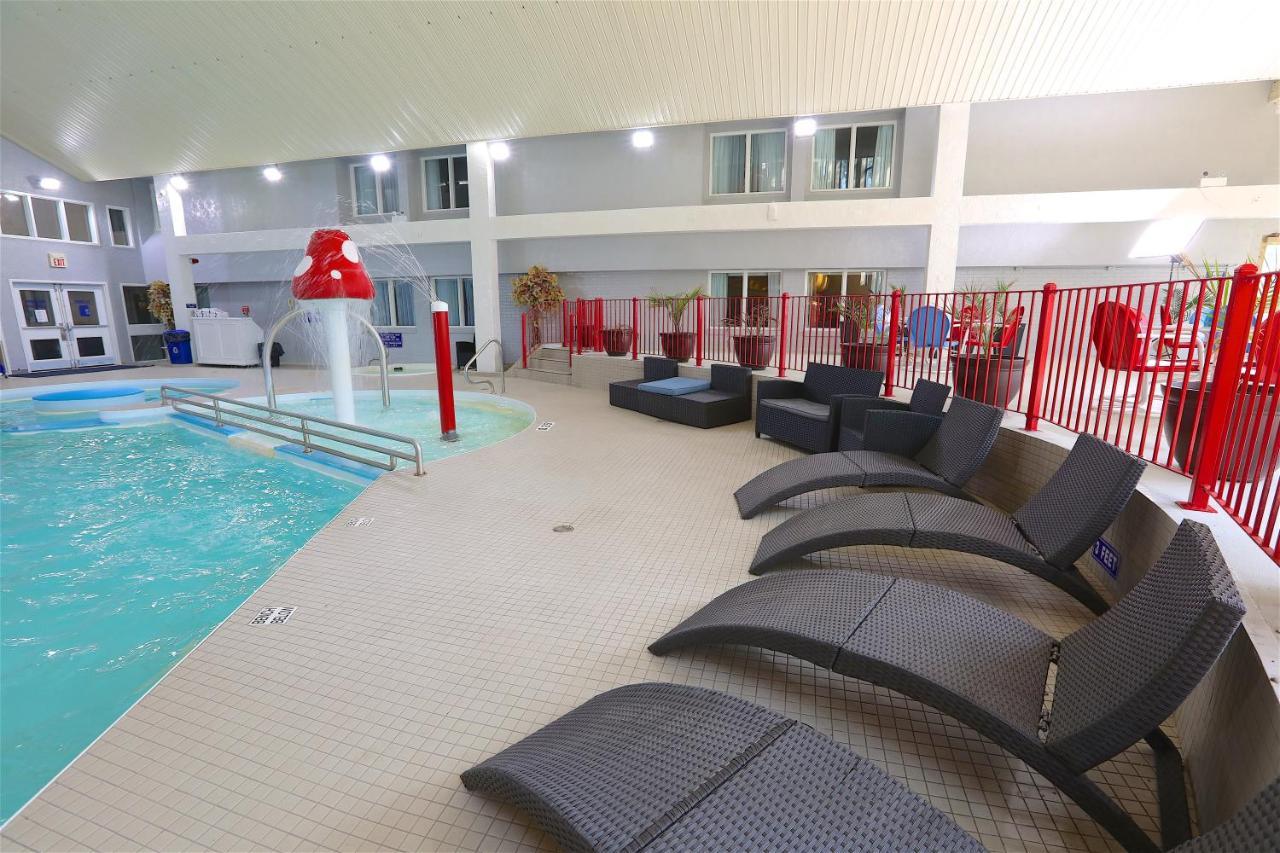 Medicine Hat Inn & Suites Экстерьер фото